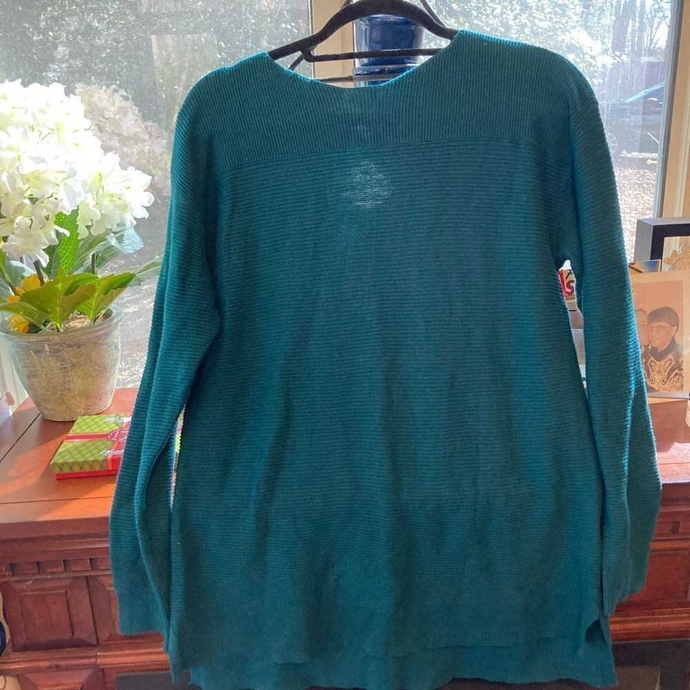 ELLE GREEN LONG-SLEEVED LIGHTWEIGHT SWEATER  / SZ: M / NWT